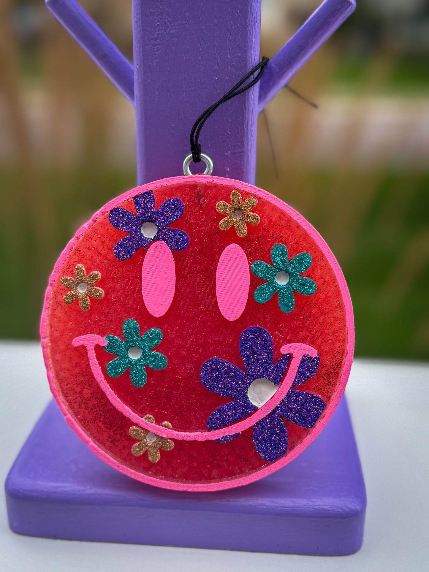 Smiley Face With Flowers Freshie
