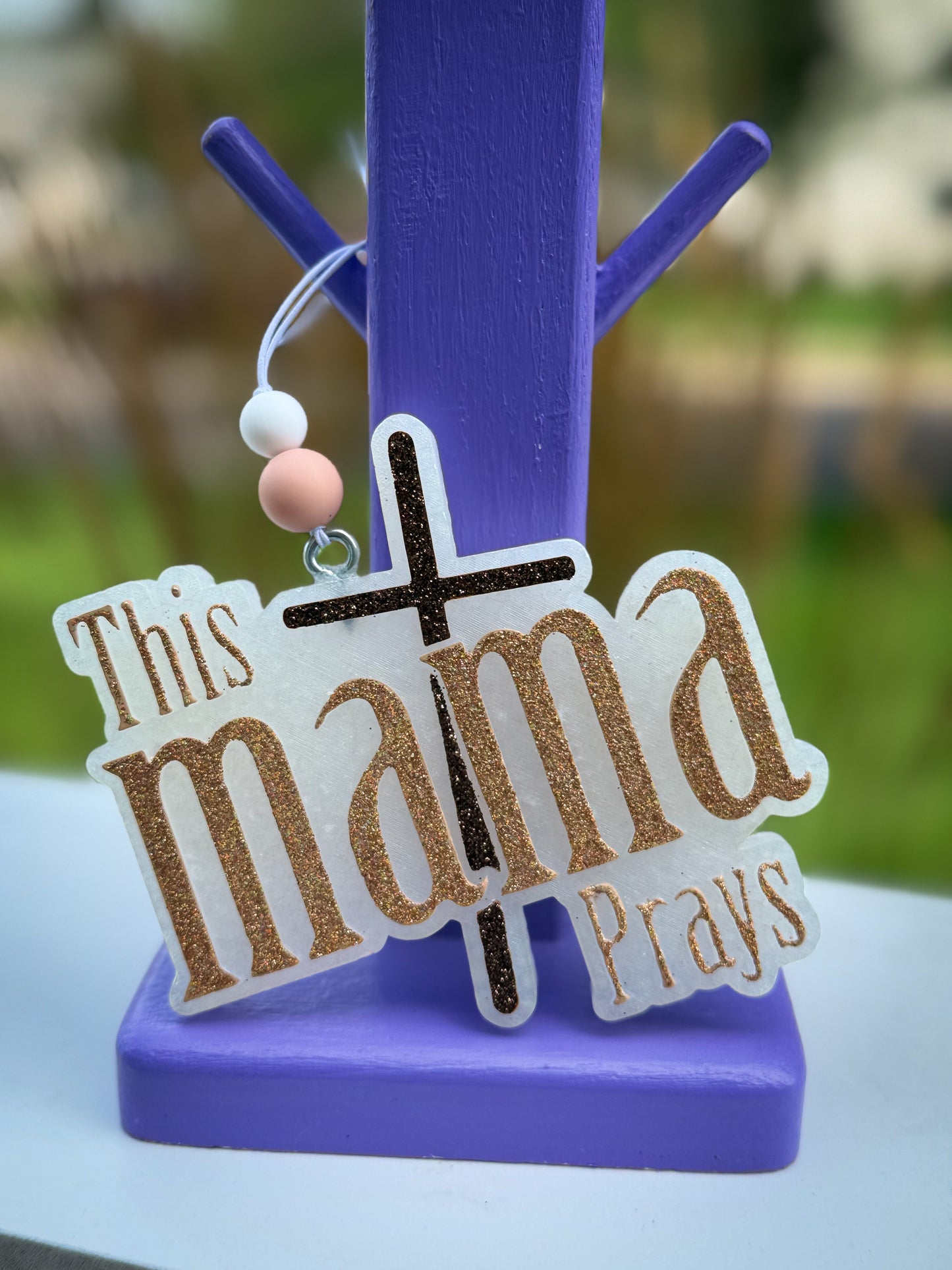 This Mama Prays Freshie